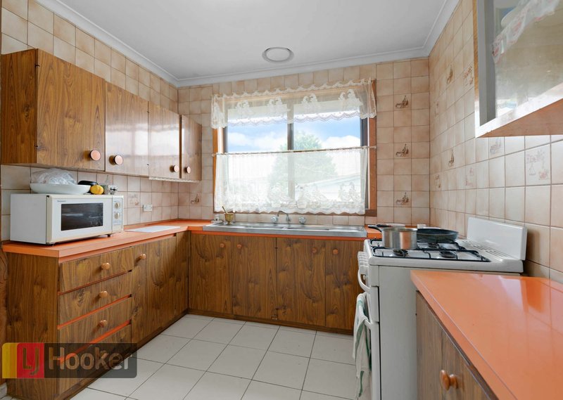 Photo - 34 Fairview Street, Springvale VIC 3171 - Image 7