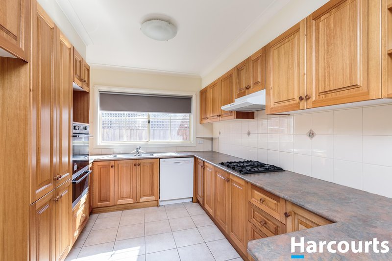 Photo - 34 Farview Drive, Rowville VIC 3178 - Image 3