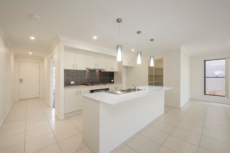 34 Feathertail Street, Bahrs Scrub QLD 4207