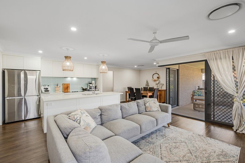Photo - 34 Flint Street, Bray Park QLD 4500 - Image 3