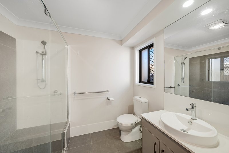 Photo - 34 Flint Street, Bray Park QLD 4500 - Image 7