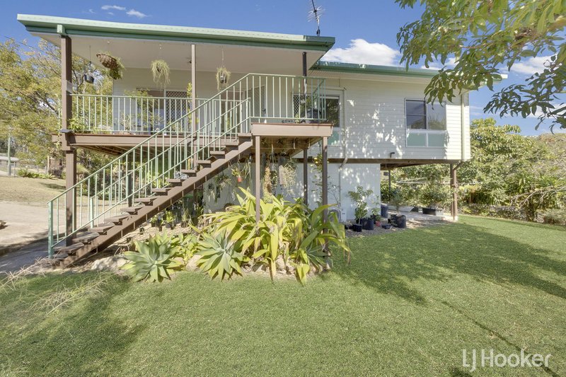 Photo - 34 Flounder Crescent, Toolooa QLD 4680 - Image 2