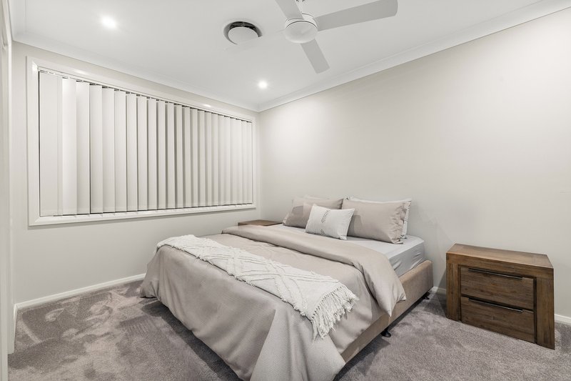 Photo - 34 Foxall Street (Grantham Farm) , Riverstone NSW 2765 - Image 7