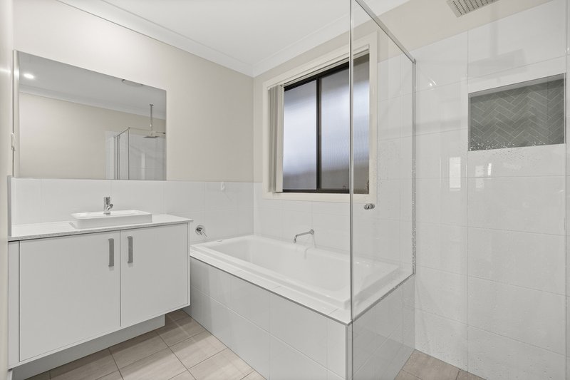 Photo - 34 Foxall Street (Grantham Farm) , Riverstone NSW 2765 - Image 11