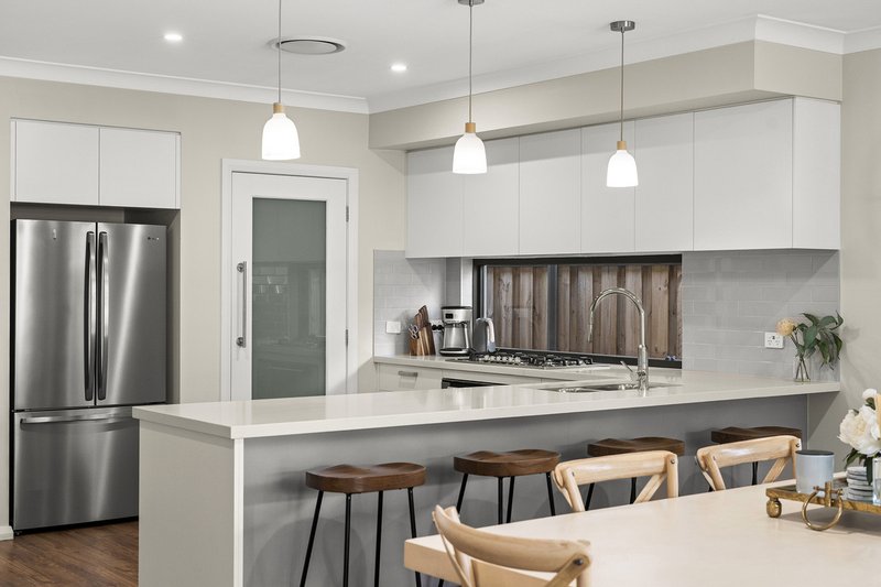 Photo - 34 Foxall Street (Grantham Farm) , Riverstone NSW 2765 - Image 17