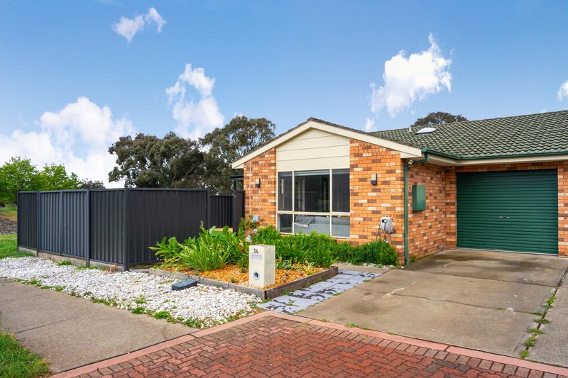 34 Gang Gang Court, Ngunnawal ACT 2913