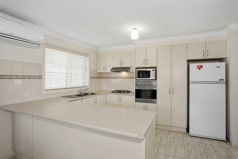 Photo - 34 Garden Road, Doreen VIC 3754 - Image 3