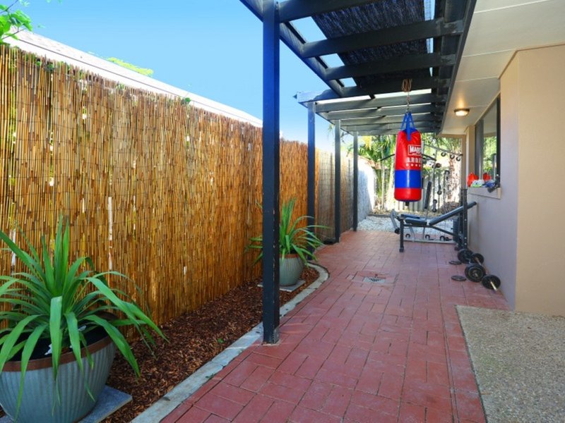 Photo - 34 Gardendale Crescent, Burleigh Waters QLD 4220 - Image 20