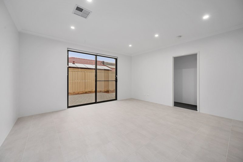 Photo - 34 Gerygone Loop, East Cannington WA 6107 - Image 10