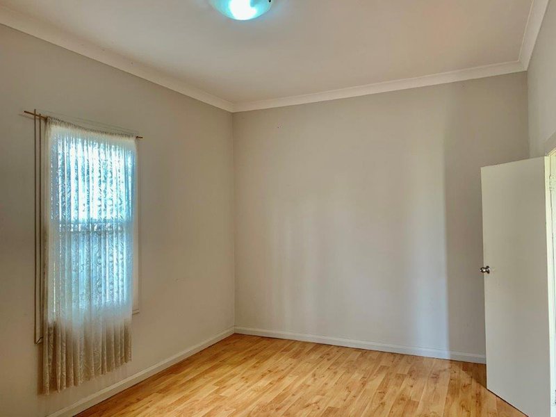 Photo - 34 Gilbert Street, Cabramatta NSW 2166 - Image 3