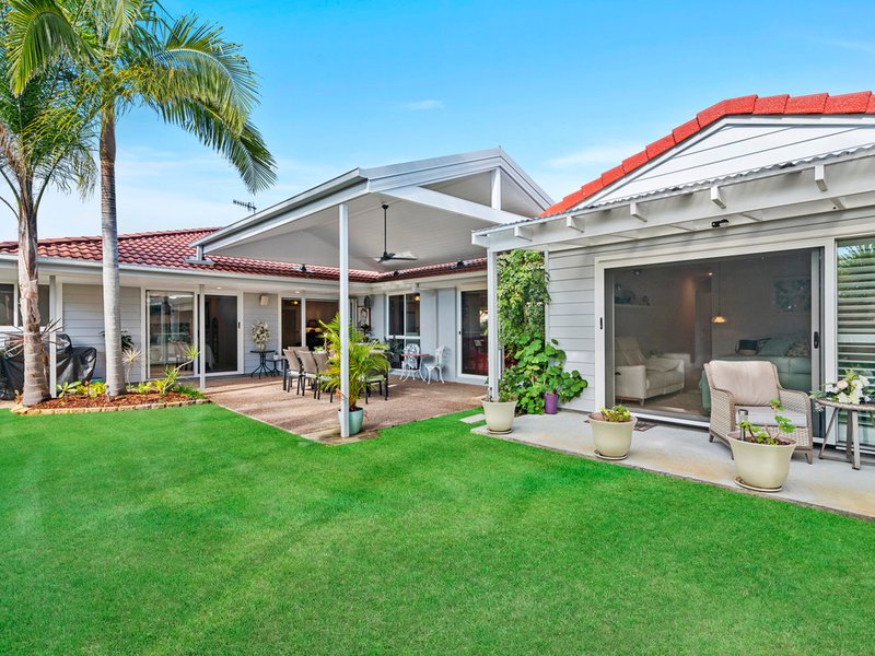 Photo - 34 Gilchrist Drive, Currumbin Waters QLD 4223 - Image 1