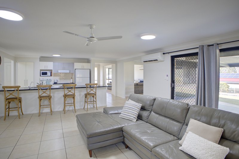 Photo - 34 Glencoe Place, Thagoona QLD 4306 - Image 12