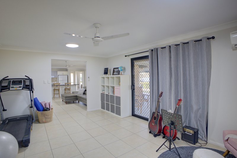 Photo - 34 Glencoe Place, Thagoona QLD 4306 - Image 14