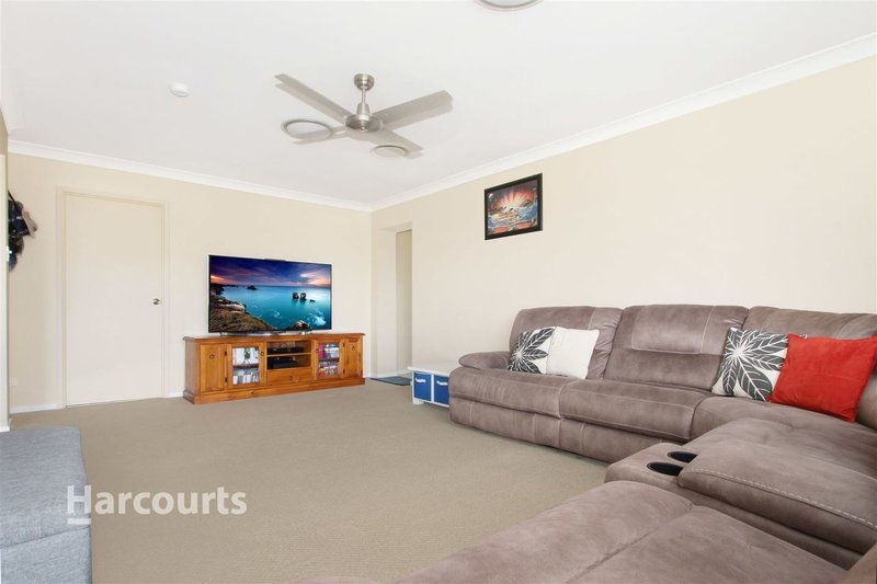 Photo - 34 Glengarry Way, Horsley NSW 2530 - Image 2