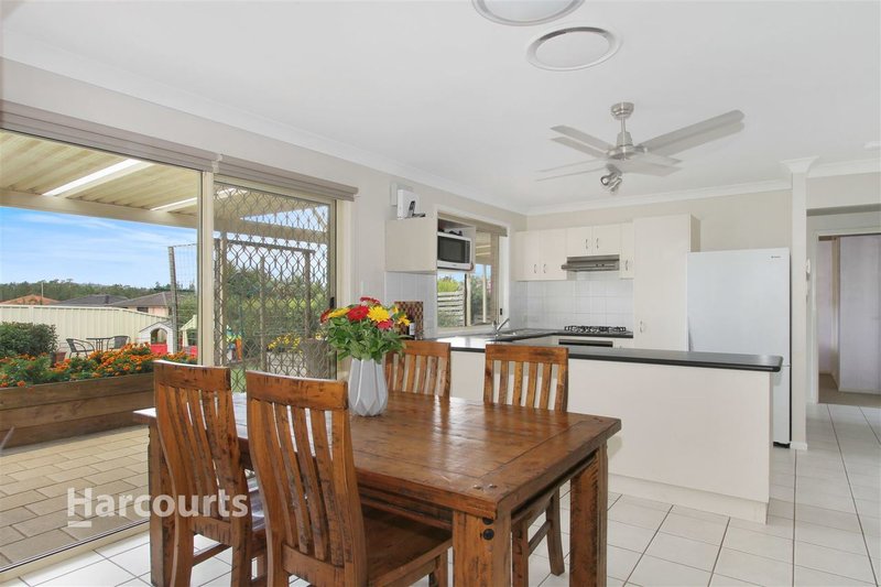 Photo - 34 Glengarry Way, Horsley NSW 2530 - Image 4