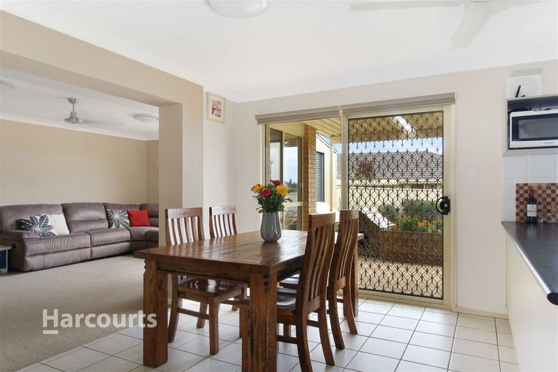 Photo - 34 Glengarry Way, Horsley NSW 2530 - Image 5