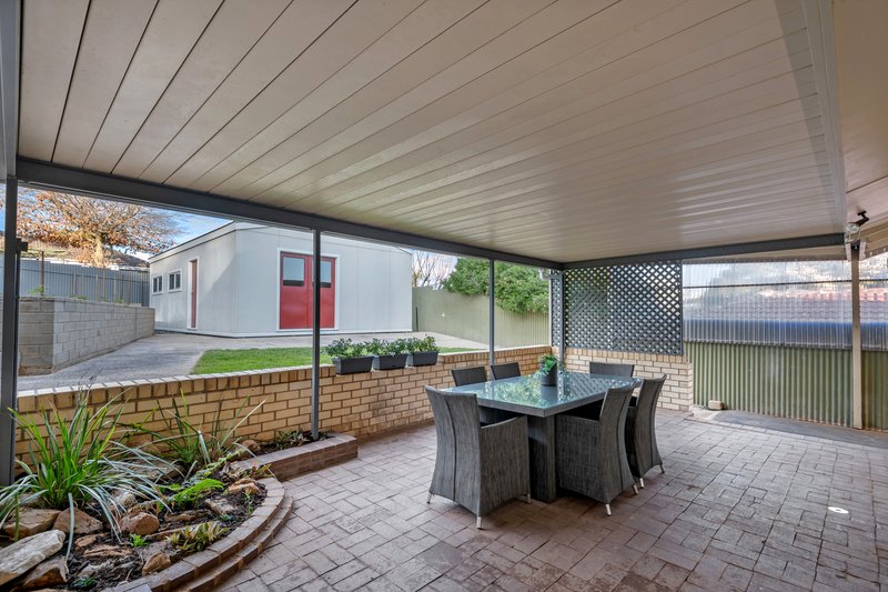 Photo - 34 Golflands View, Morphett Vale SA 5162 - Image 3