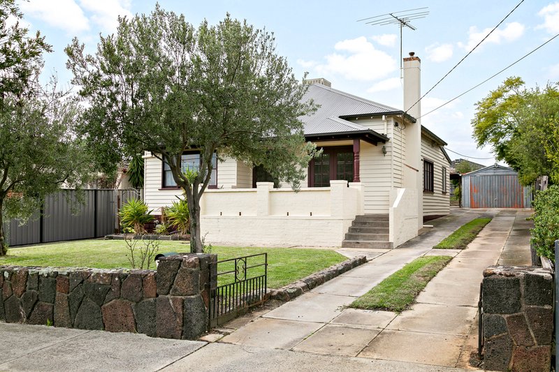 Photo - 34 Grandview Road, Preston VIC 3072 - Image 1