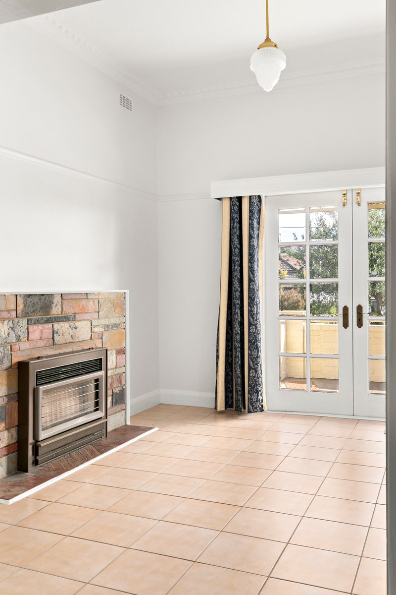 Photo - 34 Grandview Road, Preston VIC 3072 - Image 7