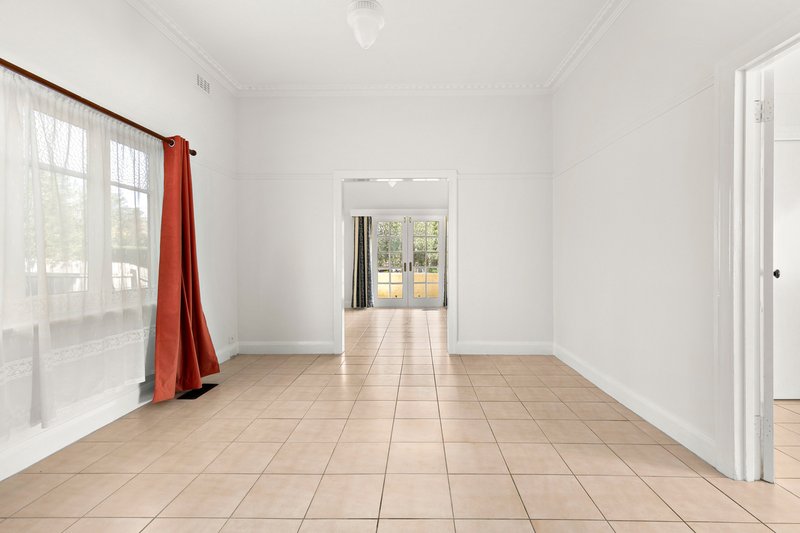Photo - 34 Grandview Road, Preston VIC 3072 - Image 9
