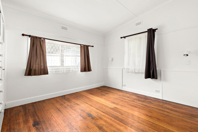 Photo - 34 Grandview Road, Preston VIC 3072 - Image 12