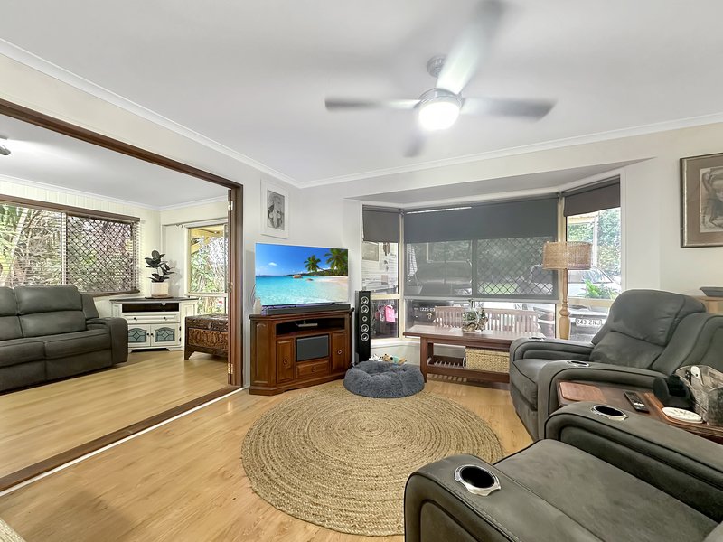 Photo - 34 Grieshaber Drive, Sarina QLD 4737 - Image 7