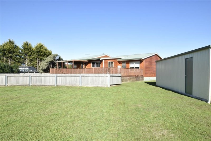 Photo - 34 Grigg St , Deloraine TAS 7304 - Image 2