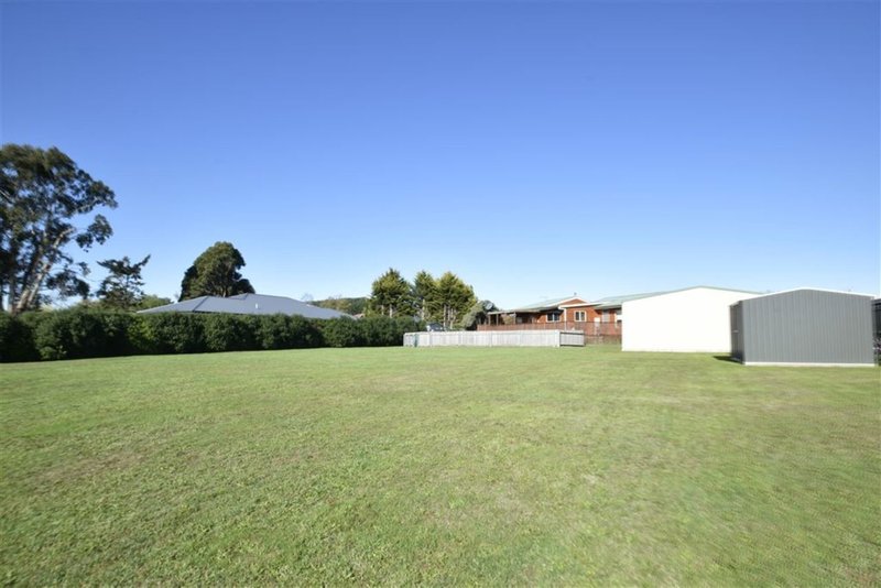 Photo - 34 Grigg St , Deloraine TAS 7304 - Image 3