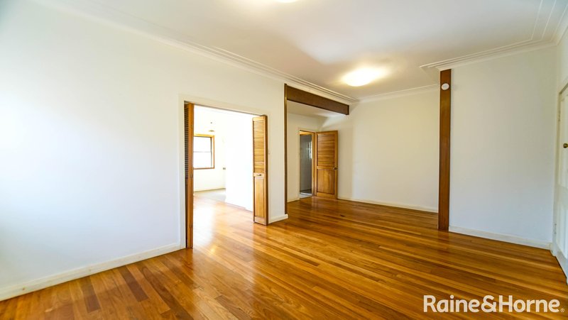 Photo - 34 Grove Avenue, Penshurst NSW 2222 - Image 6
