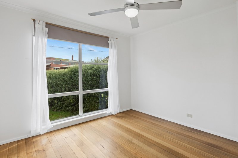 Photo - 34 Gunner Street, Camperdown VIC 3260 - Image 8