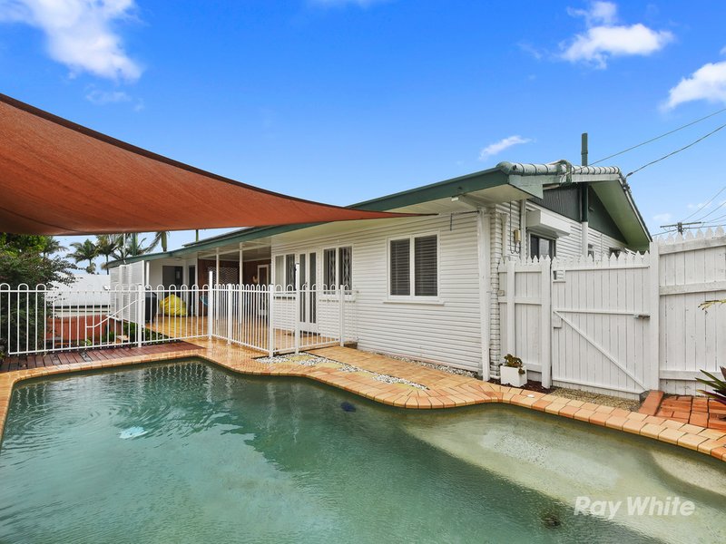 Photo - 34 Gynther Avenue, Brighton QLD 4017 - Image 2