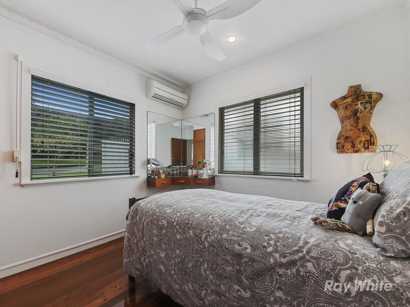 Photo - 34 Gynther Avenue, Brighton QLD 4017 - Image 12