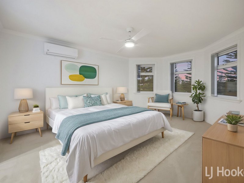 Photo - 34 Halmstad Circle, Mindarie WA 6030 - Image 11