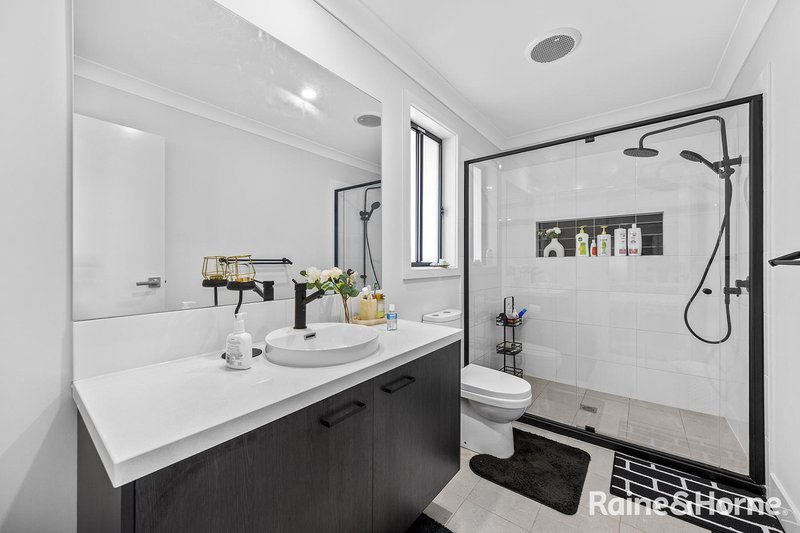 Photo - 34 Hannah Morris Street, Marsden Park NSW 2765 - Image 6