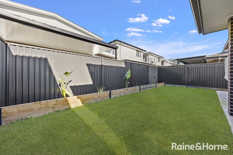 Photo - 34 Hannah Morris Street, Marsden Park NSW 2765 - Image 11