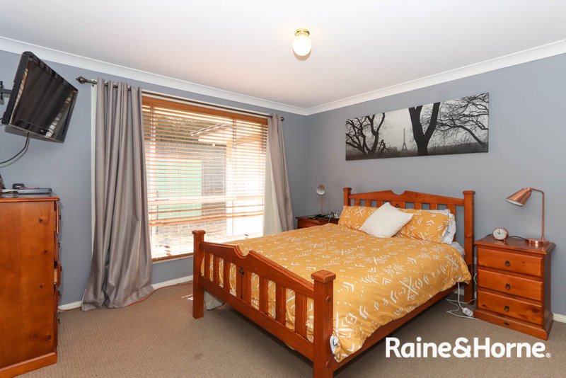 Photo - 34 Hassall Grove, Kelso NSW 2795 - Image 8