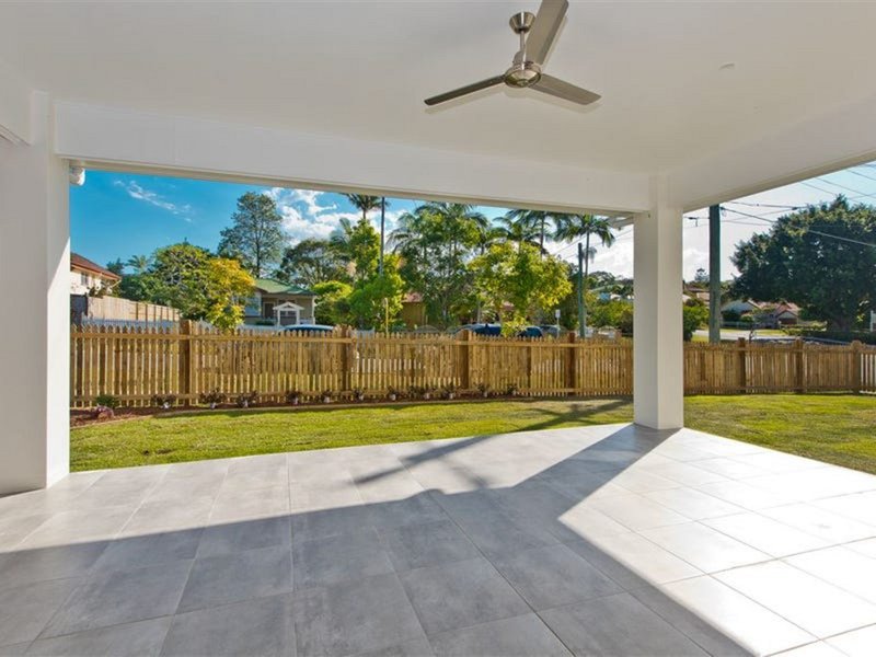 34 Heliopolis Parade, Mitchelton QLD 4053