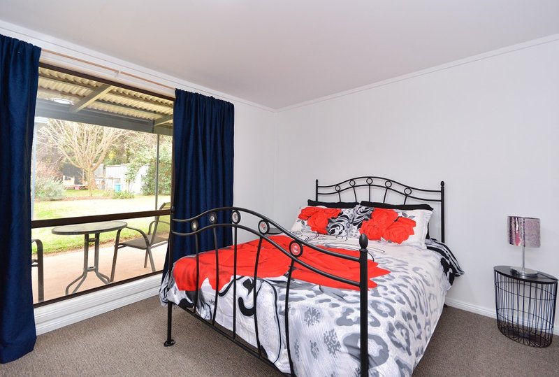 Photo - 34 Henry Lawson Drive, Leeton NSW 2705 - Image 13