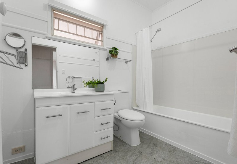 Photo - 34 Herbert Street, Murarrie QLD 4172 - Image 10