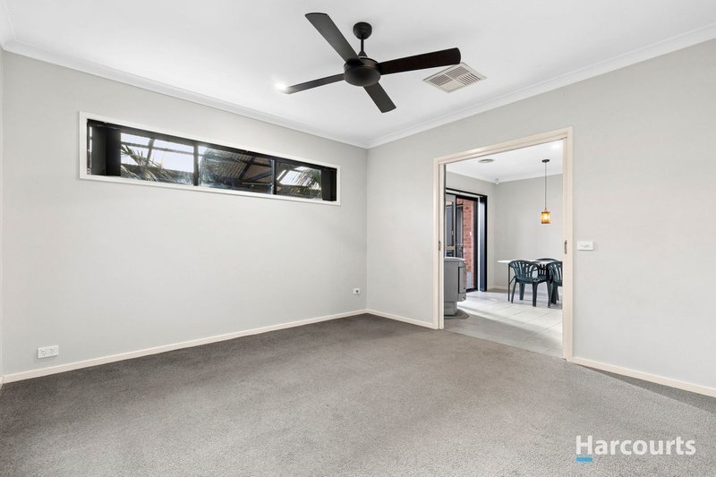 Photo - 34 Hewat Drive, Highton VIC 3216 - Image 2
