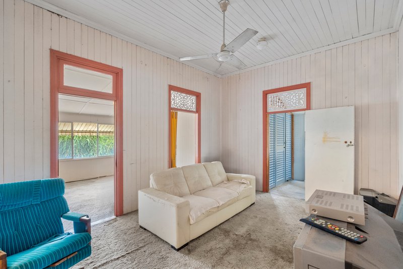 Photo - 34 Holdsworth Road, North Ipswich QLD 4305 - Image 6