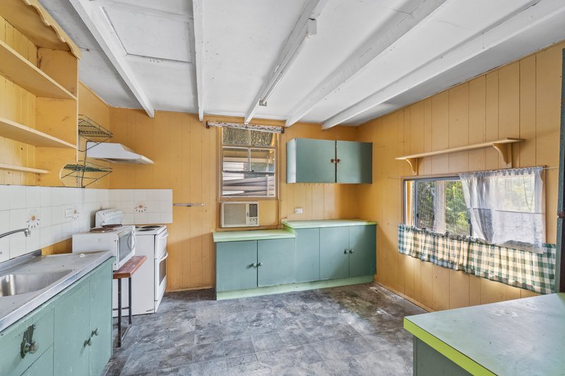 Photo - 34 Holdsworth Road, North Ipswich QLD 4305 - Image 14