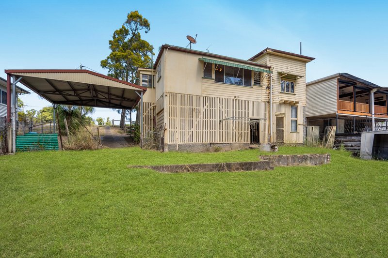 Photo - 34 Holdsworth Road, North Ipswich QLD 4305 - Image 16