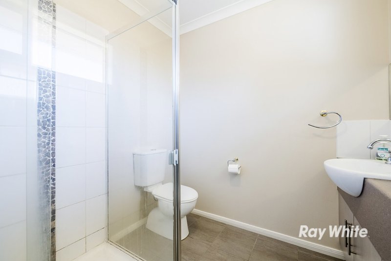 Photo - 34 Hotham Street, Cranbourne VIC 3977 - Image 3