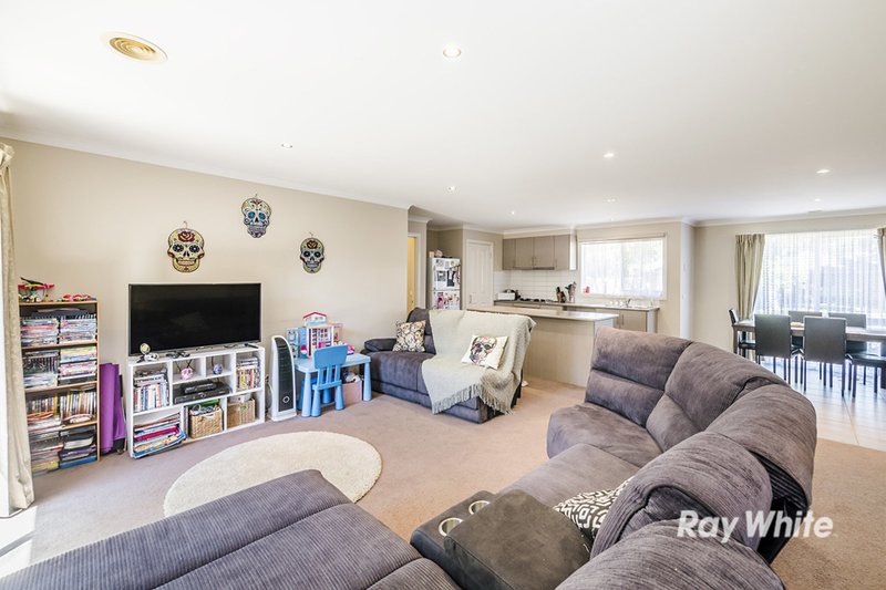 Photo - 34 Hotham Street, Cranbourne VIC 3977 - Image 7