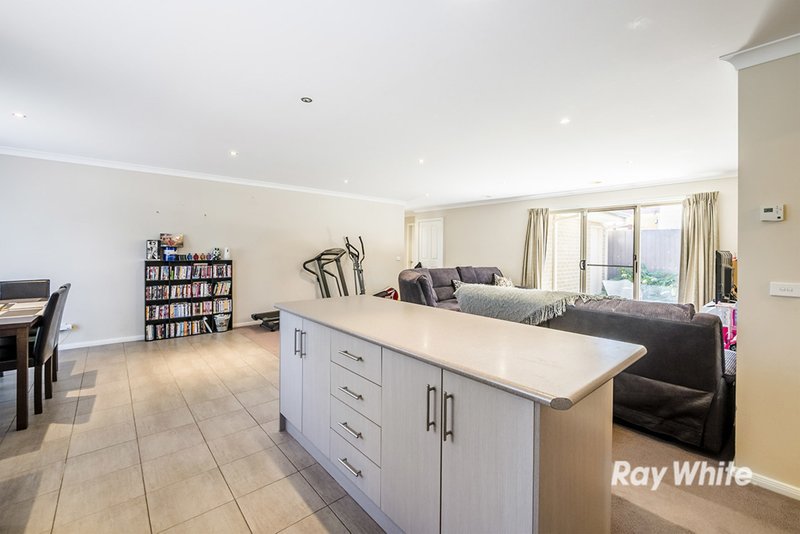 Photo - 34 Hotham Street, Cranbourne VIC 3977 - Image 11