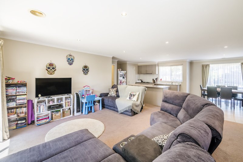 Photo - 34 Hotham Street, Cranbourne VIC 3977 - Image 17