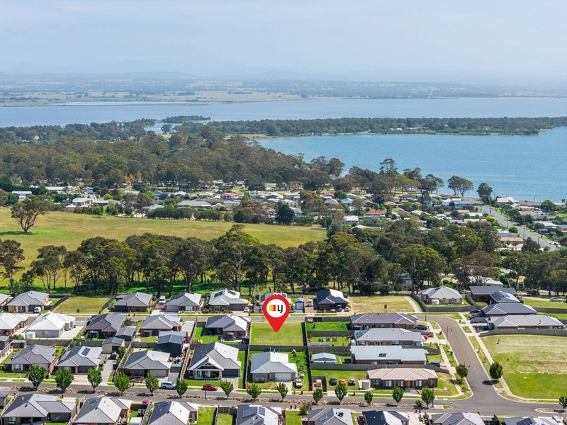 Photo - 34 Houghton Crescent, Eagle Point VIC 3878 - Image 8