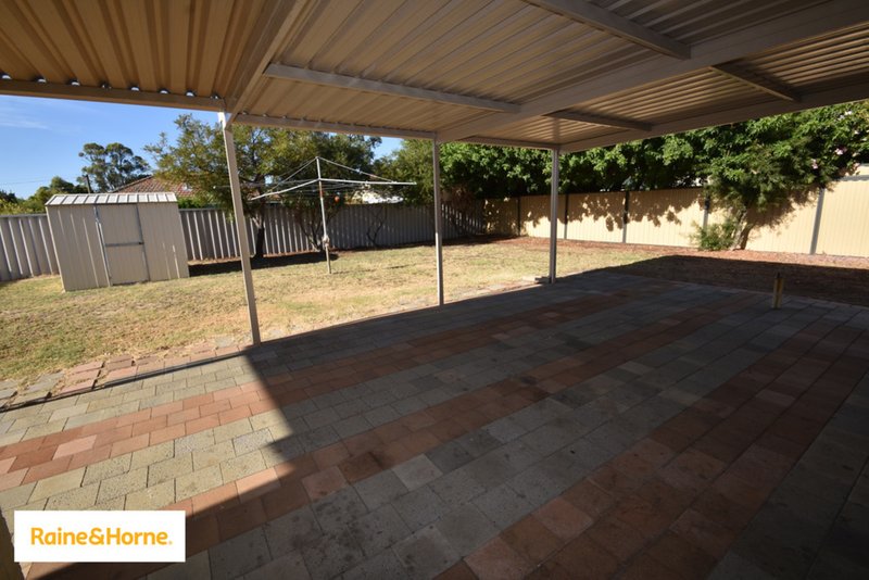 Photo - 34 Hudson Road, Withers WA 6230 - Image 11