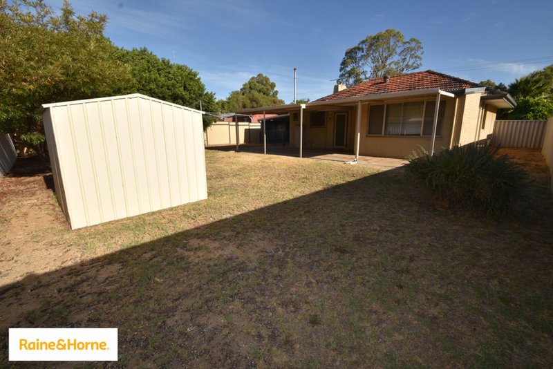 Photo - 34 Hudson Road, Withers WA 6230 - Image 13